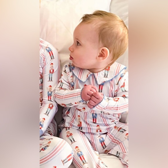 Smockingbird collared nutcracker print footed romper, size 9m, worn once - Picture 2 of 9